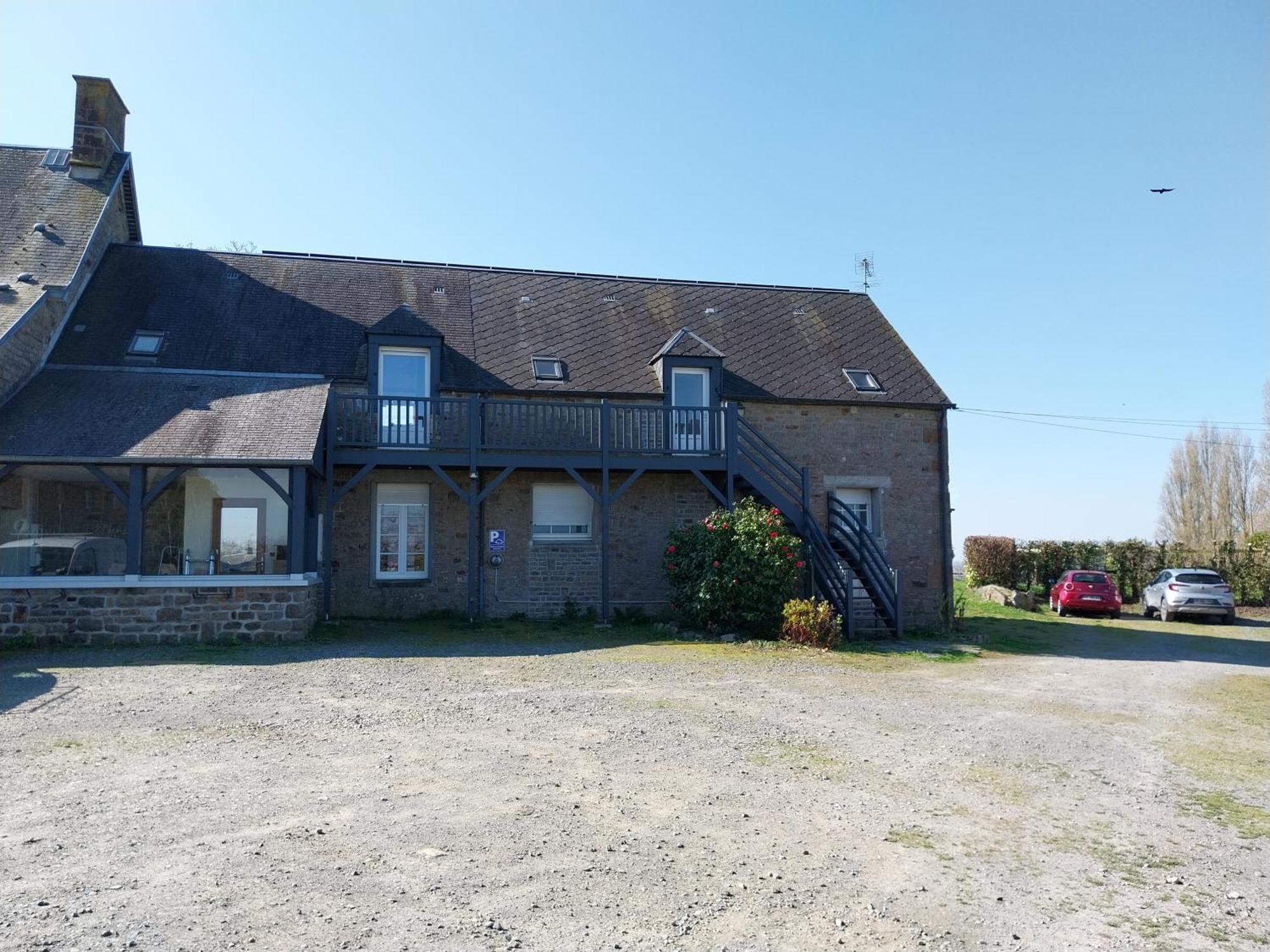 Studio Avec Vue Sur La Baie Avranches Exterior photo